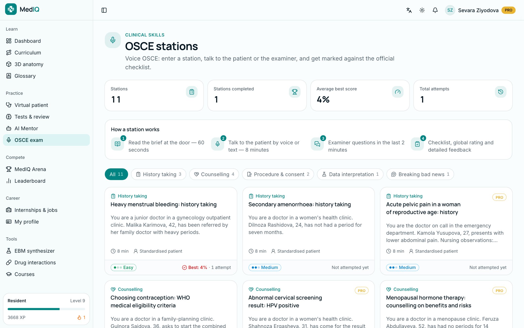 MedIQ app screen: A voice exam, like a real station